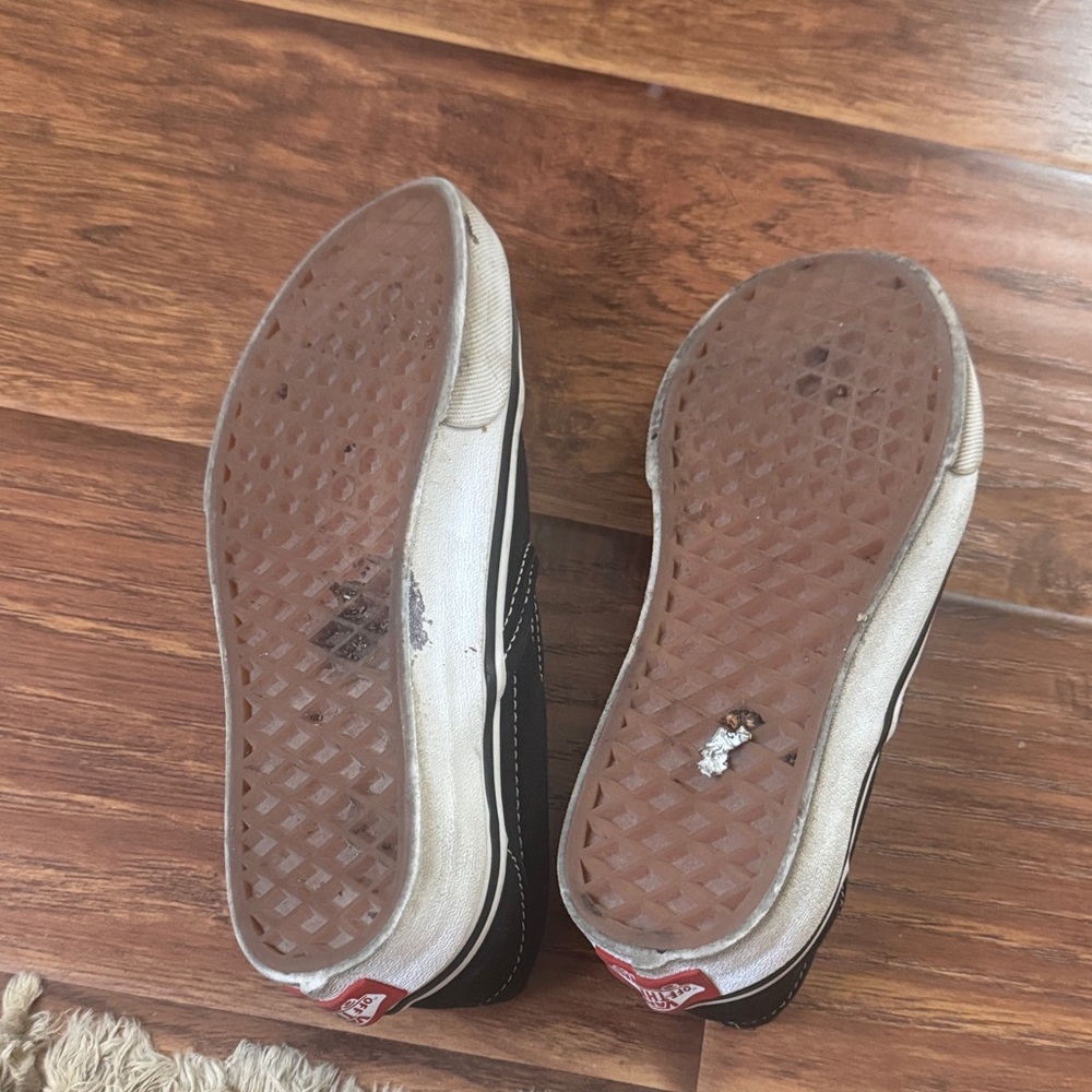 Vans Kids Black Slip-On Sneakers - Picture 3 of 5
